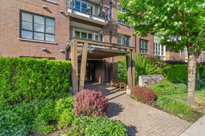 101 23215 Billy Brown Road, Langley, BC, Langley — Apartment/Condo for sale