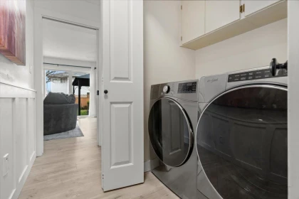 Guest Bathroom Photo of 44983 Cumberland Avenue, Chilliwack, BC