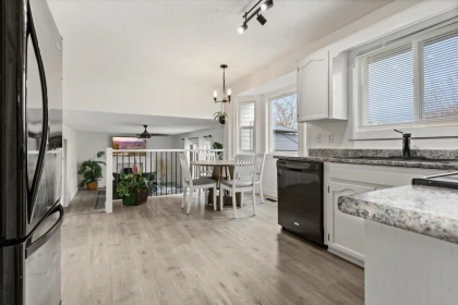 Primary Bedroom Photo of 44983 Cumberland Avenue, Chilliwack, BC