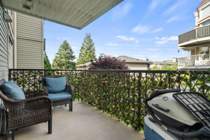 Outdoor Deck Photo of 204 33255 Old Yale Road, Abbotsford, BC