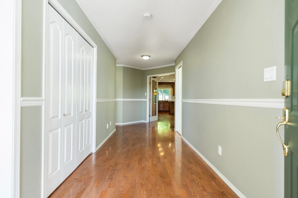 Family Room Photo of 14 32250 Downes Road, Abbotsford, BC