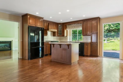 Kitchen Photo of 14 32250 Downes Road, Abbotsford, BC