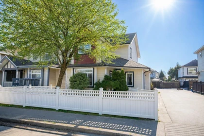 Hot Tub / Spa Photo of 19914 73a Avenue, Langley, BC