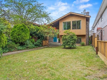Community Amenities Photo (Clubhouse) of 7611 Oak Street, Vancouver, BC