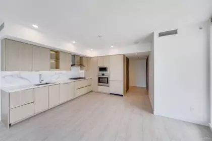 Kitchen Photo of 2404 9887 Whalley Boulevard, Surrey, BC