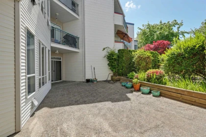 Swimming Pool Photo of 117 8700 Jones Road, Richmond, BC