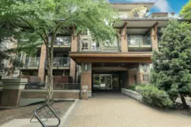 301 1633 Mackay Avenue, North Vancouver, BC