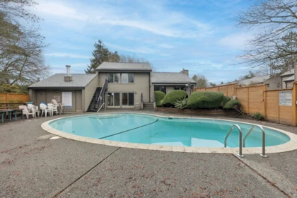 Garden / Landscaping Photo of 20 6871 Francis Road, Richmond, BC