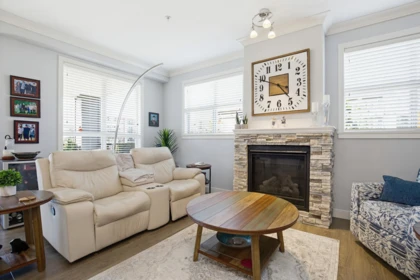 Loft / Bonus Room Photo of 207 45630 Spadina Avenue, Chilliwack, BC