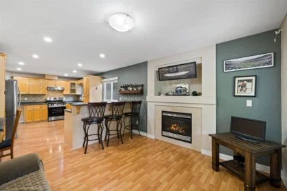 Breakfast Nook Photo of 11597 240 Street, Maple Ridge, BC