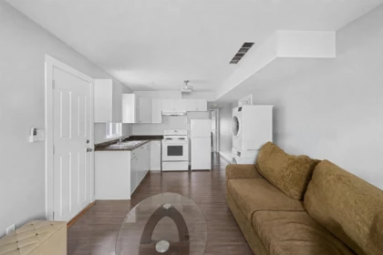 Hallway Photo of 11597 240 Street, Maple Ridge, BC