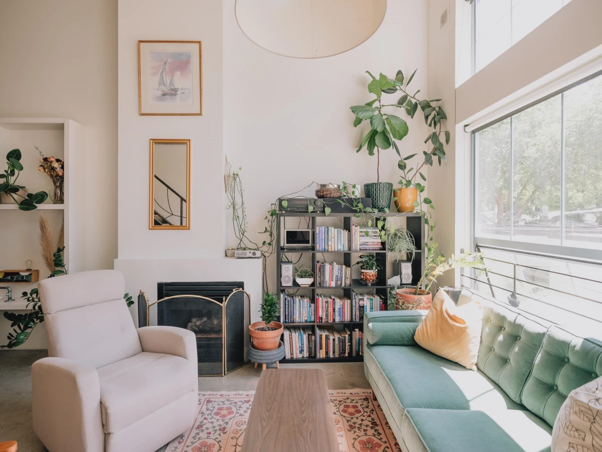 Living Room Photo of 314 336 E 1st Avenue, Vancouver, BC
