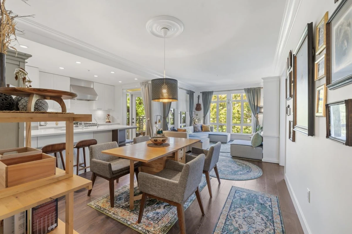 Dining Area Photo of 306 168 E 35th Avenue, Vancouver, BC