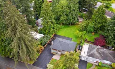1561 Merlynn Crescent, North Vancouver, BC, North Vancouver — Single Family Residence for sale