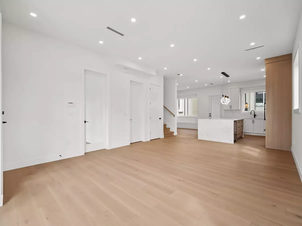 Living Room Photo of 1 6885 Aubrey Street, Burnaby, BC