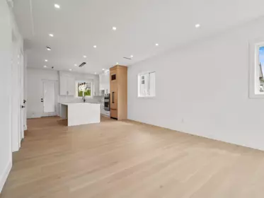 1 6885 Aubrey Street, Burnaby, BC, Burnaby — Single Family Residence for sale