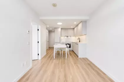 2207 13685 102 Avenue, Surrey, BC, Surrey — Apartment/Condo for sale