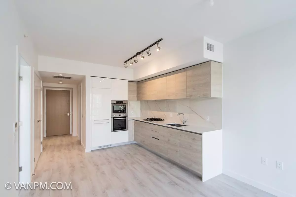Family Room Photo of 2603 2085 Skyline Court, Burnaby, BC