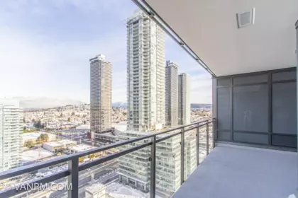 Guest Bathroom Photo of 2603 2085 Skyline Court, Burnaby, BC
