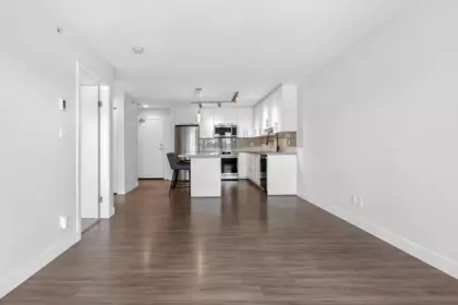 Loft / Bonus Room Photo of 419 12075 Edge Street, Maple Ridge, BC