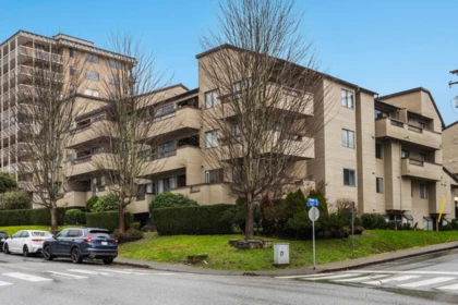 Office / Den Photo of 408 1363 Clyde Avenue, West Vancouver, BC