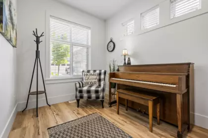 Breakfast Nook Photo of 36 46211 Promontory Road, Chilliwack, BC