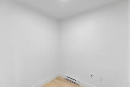 Basement Recreation Room Photo of 106 30494 Cardinal Avenue, Abbotsford, BC
