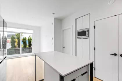 Breakfast Nook Photo of 106 30494 Cardinal Avenue, Abbotsford, BC