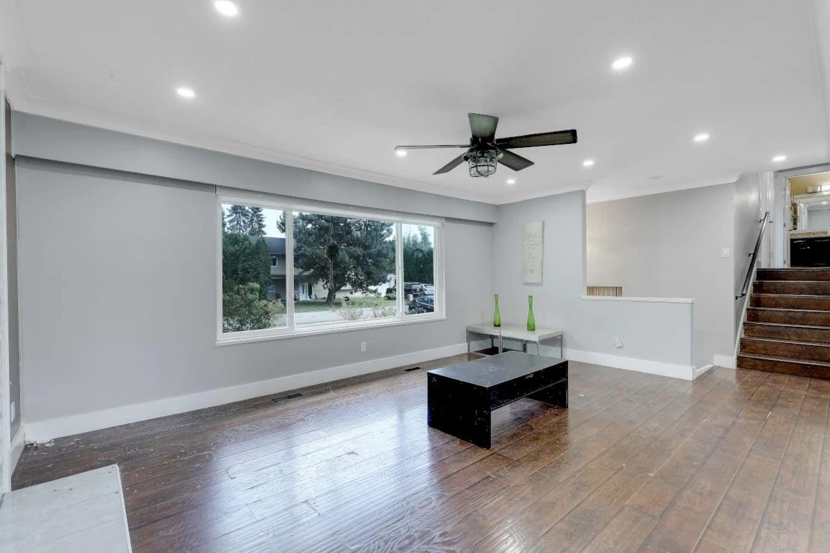 Living Room Photo of 11331 Seafield Crescent, Richmond, BC