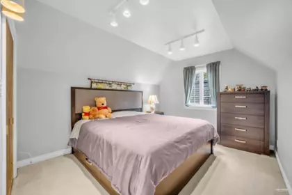 Hot Tub / Spa Photo of 539 Newcroft Place, West Vancouver, BC