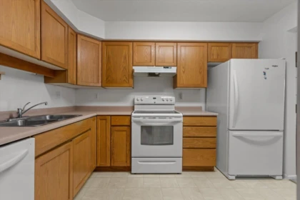 Kitchen Island Photo of 413 9186 Edward Street, Chilliwack, BC