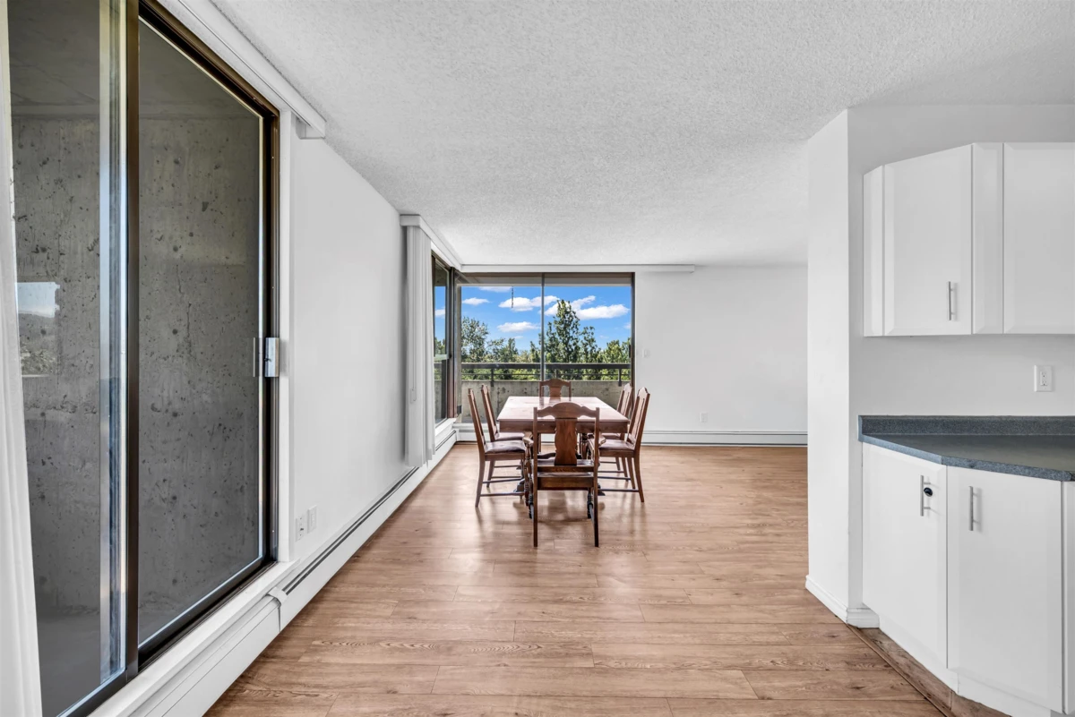 Living Room Photo of 1104 3737 Bartlett Court, Burnaby, BC