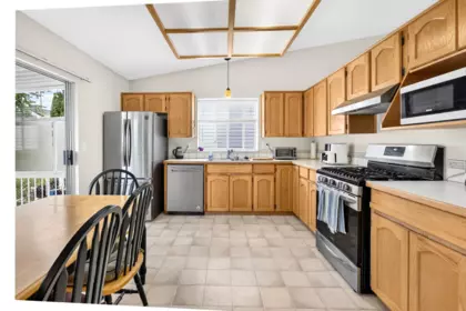 Primary Bedroom Photo of 11957 237a Street, Maple Ridge, BC