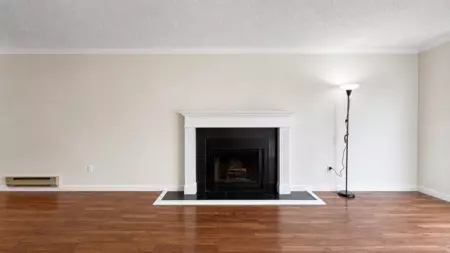 314 9584 Manchester Drive, Burnaby, BC, Burnaby — Apartment/Condo for sale