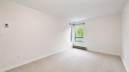 Primary Bathroom Photo of 314 9584 Manchester Drive, Burnaby, BC