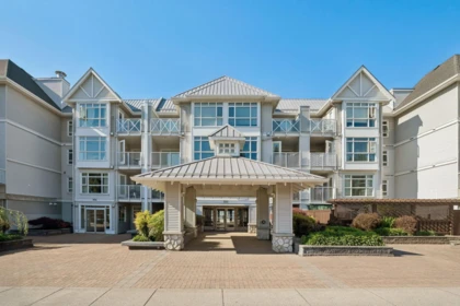 212 3122 St Johns Street, Port Moody, BC, Port Moody — Apartment/Condo for sale