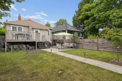 Hot Tub / Spa Photo of 2966 W 33rd Avenue, Vancouver, BC