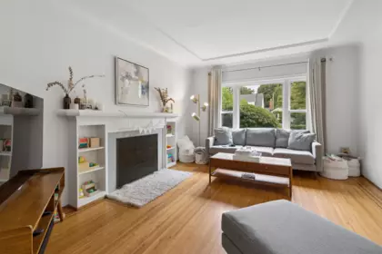 2966 W 33rd Avenue, Vancouver, BC, Vancouver — Single Family Residence for sale