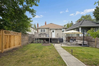 Swimming Pool Photo of 2966 W 33rd Avenue, Vancouver, BC