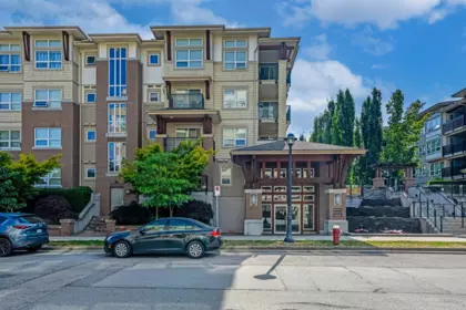 Outdoor Deck Photo of 118 6800 Eckersley Road, Richmond, BC
