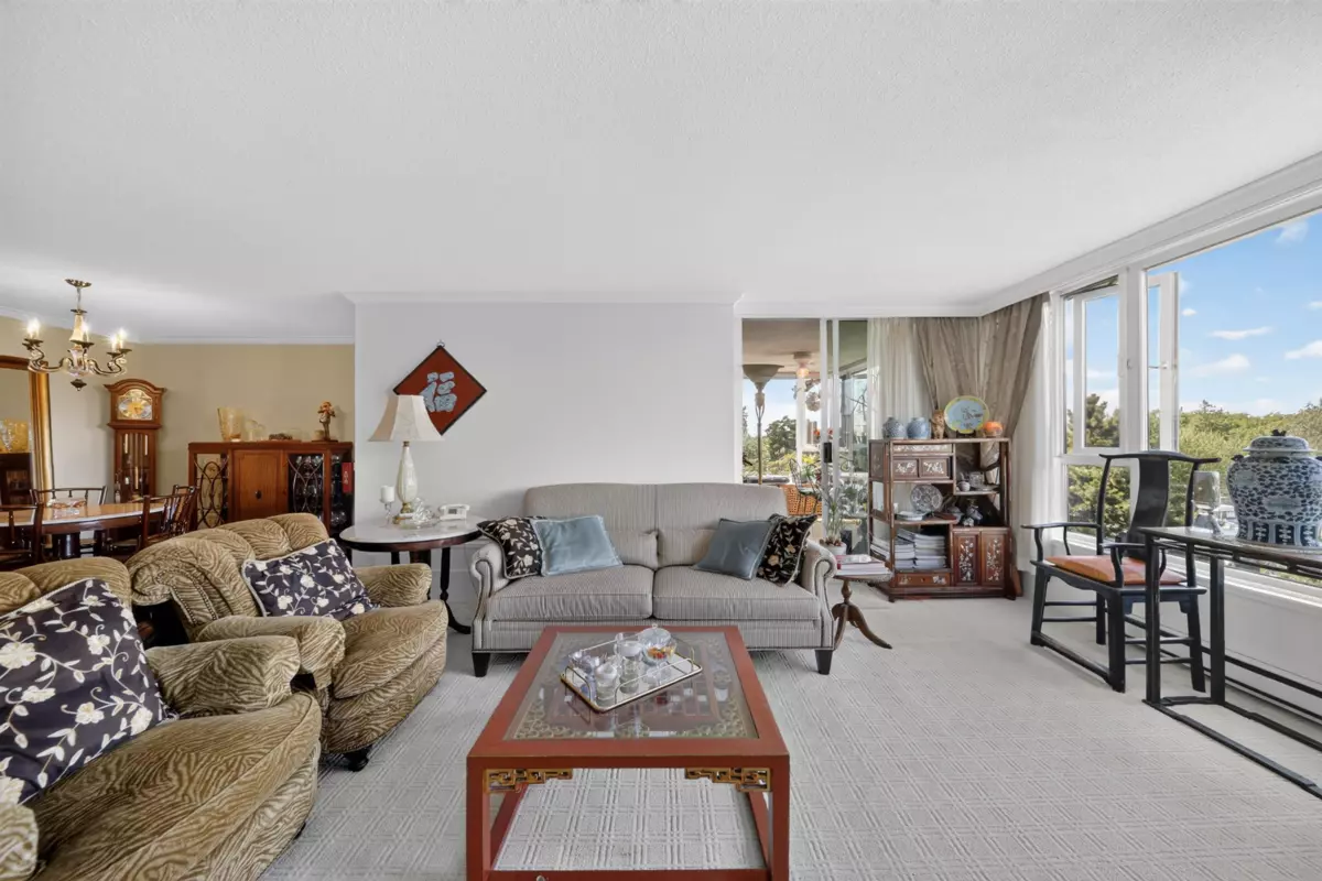 Family Room Photo of 802 5425 Yew Street, Vancouver, BC
