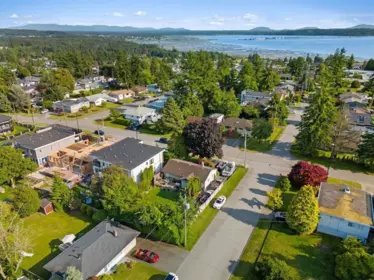 15661 Roper Avenue, White Rock, BC, White Rock — Single Family Residence for sale