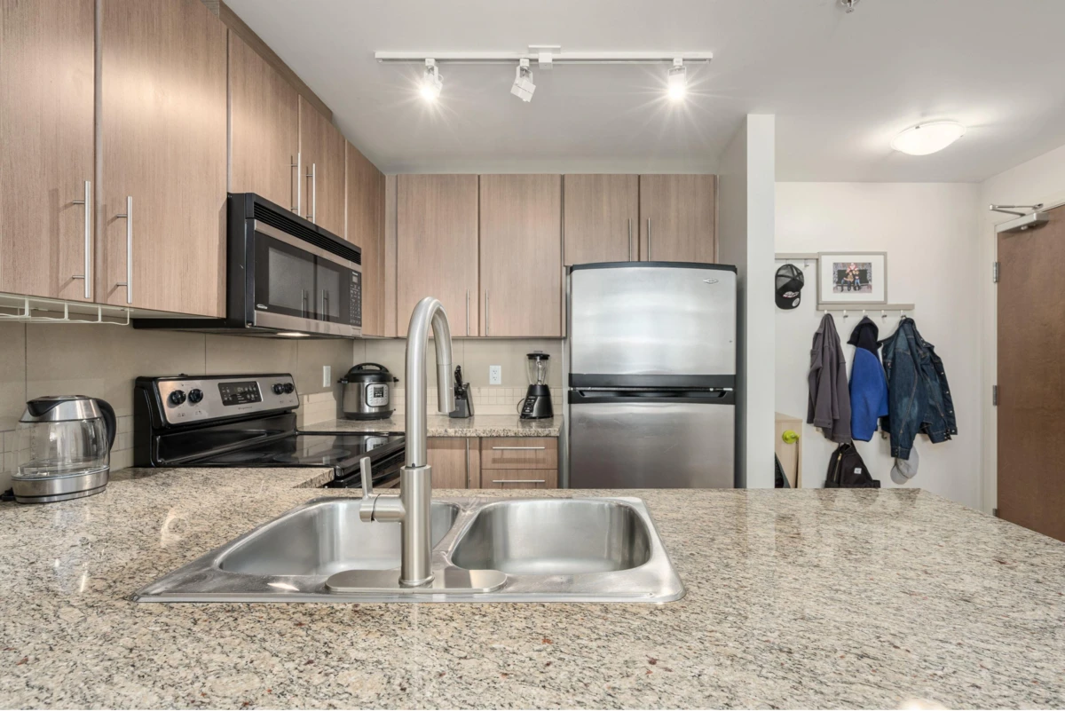 Dining Area Photo of 3105 892 Carnarvon Street, New Westminster, BC