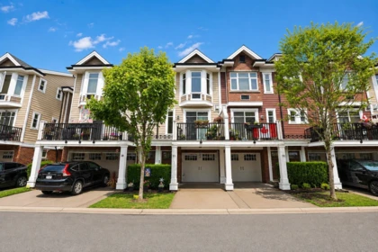 21 20738 84 Avenue, Langley, BC, Langley — Townhouse for sale