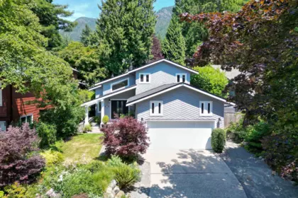 5544 Woodchuck Place, North Vancouver, BC, North Vancouver — Single Family Residence for sale
