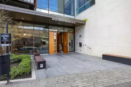 811 4650 Brentwood Boulevard, Burnaby, BC, Burnaby — Apartment/Condo for sale
