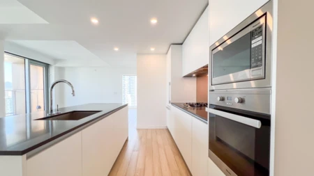 Kitchen Island Photo of 3007 1480 Howe Street, Vancouver, BC