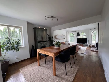 Breakfast Nook Photo of 38940 Loggers Lane, Squamish, BC