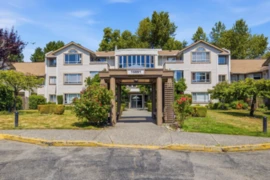 219 15991 Thrift Avenue, White Rock, BC