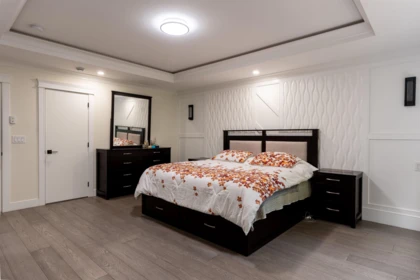 Guest Bathroom Photo of 15640 93a Avenue, Surrey, BC
